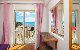 Golden View Apartment